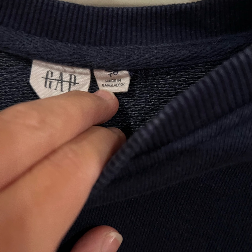Gap Dark Blue Pullover With White Logo - image 3